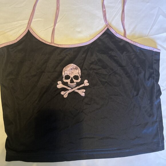 Skull & Bones Pajama Set Short & Top Blouse Woman’s Medium Pink & Black New soft - Picture 6 of 8